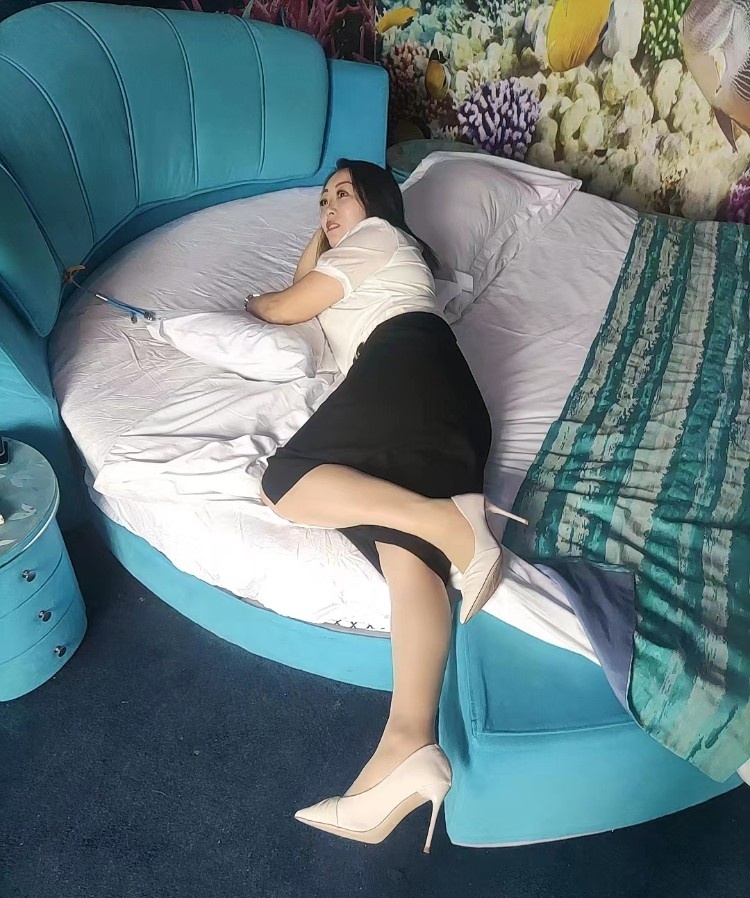 叠石桥外出美少妇