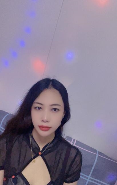 天河旗袍安然