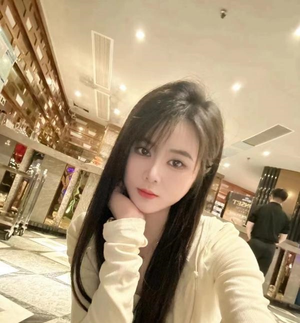 南山丫丫小姐姐