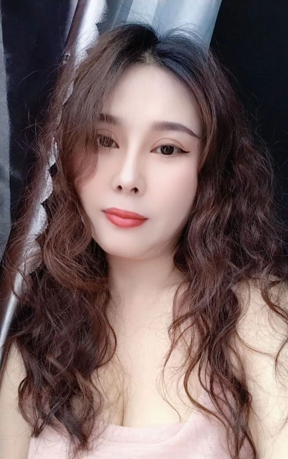 莉莉老湿