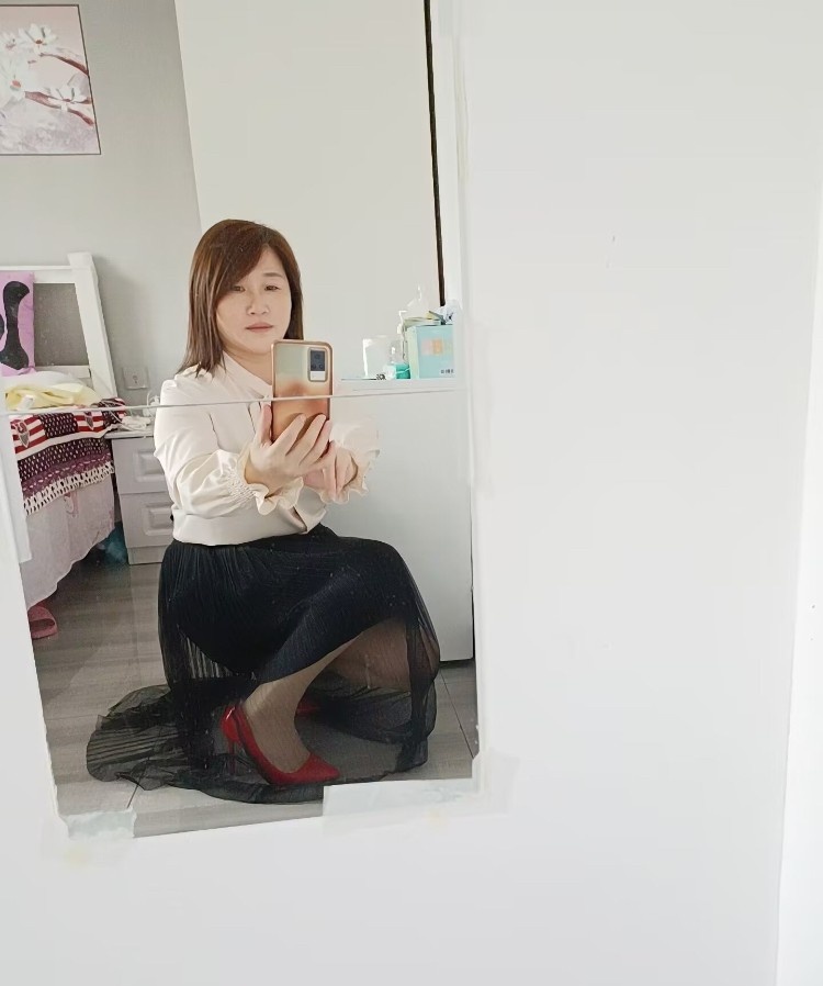 喷水，熟女