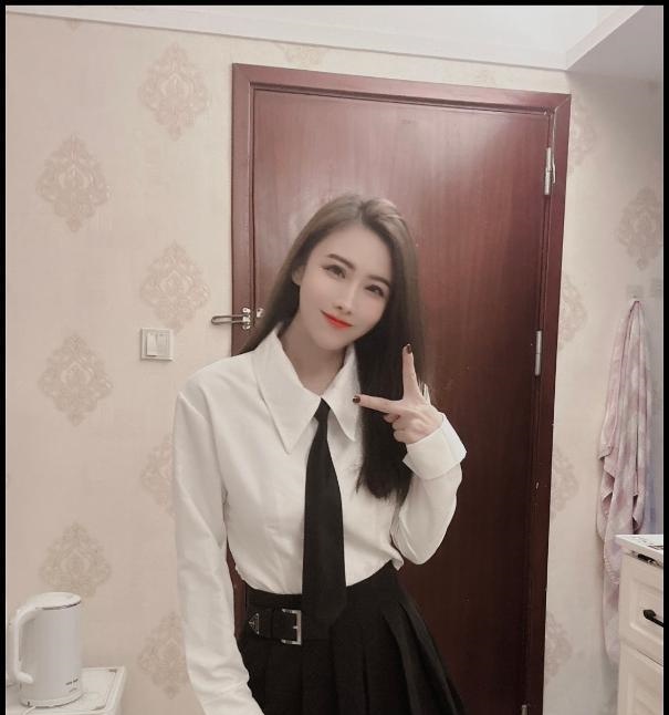 瑜伽女神Tina