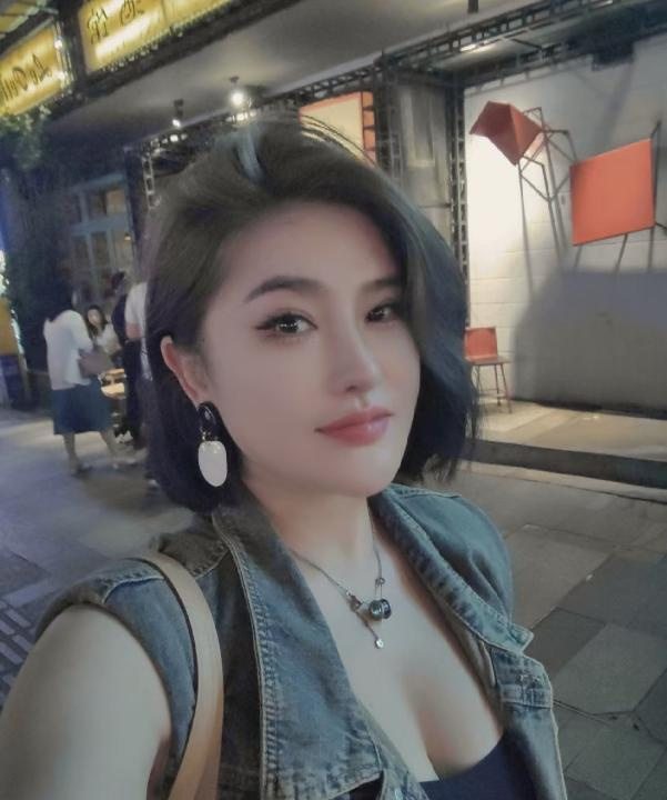 南门健身小高端黄老师