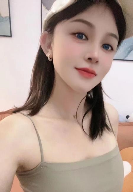 瑜伽老师妮妮