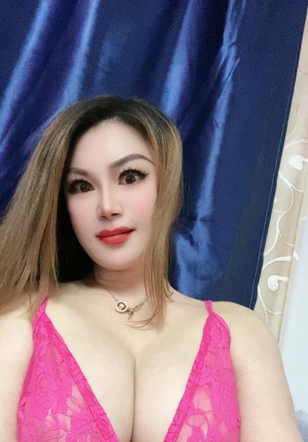 爆乳火玫瑰