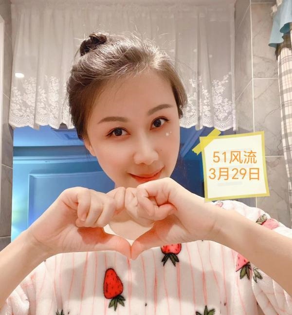 姑苏瑜伽老师曼曼