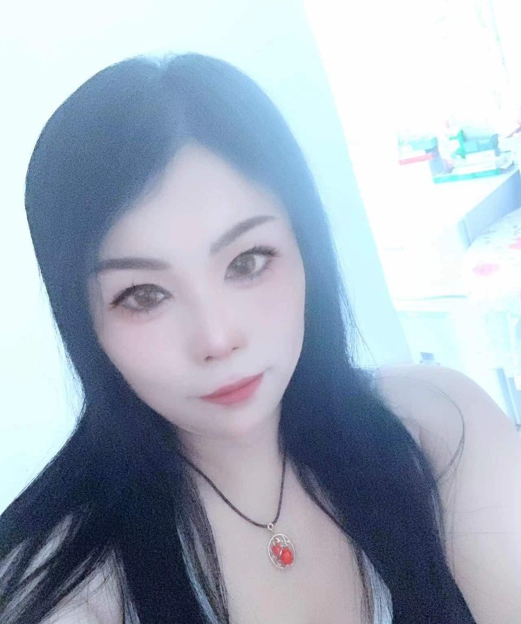 喷潮熟女梅儿