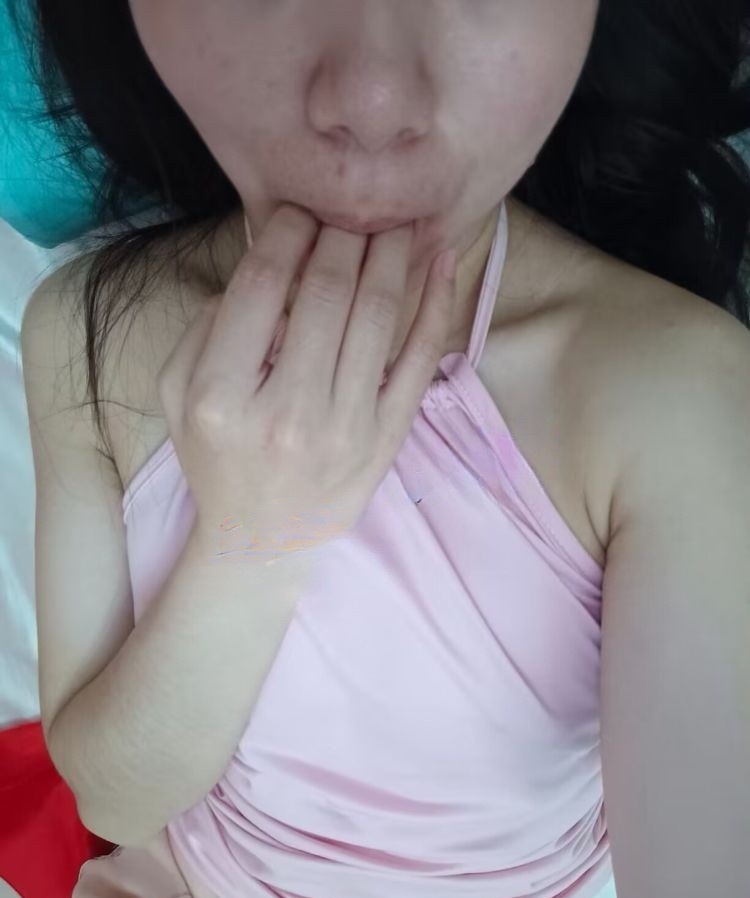 喷潮熟女梅儿