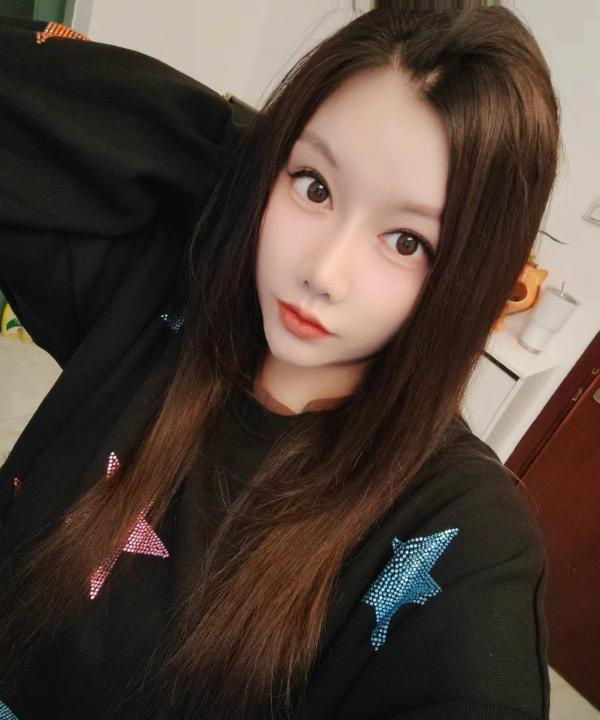 大海臀欣欣