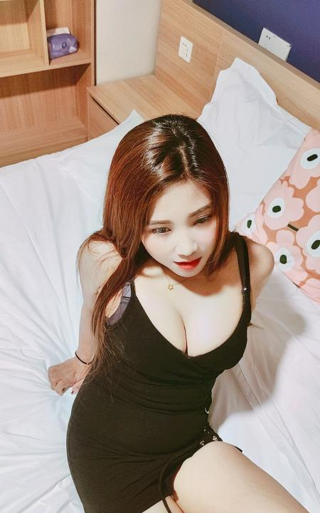东莞御姐舌吻小柒