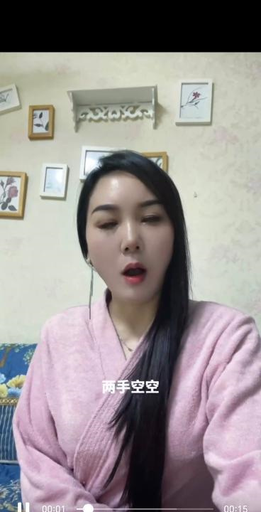 凯德广场彩虹姐姐