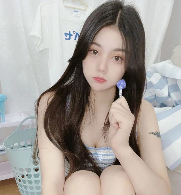 长发及腰御姐丸子