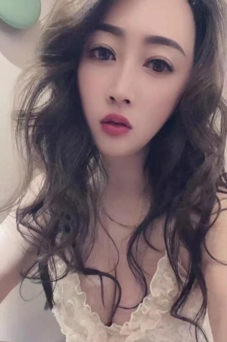 瑶海大胸靓女