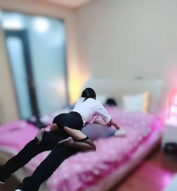 角色扮演小爱老师