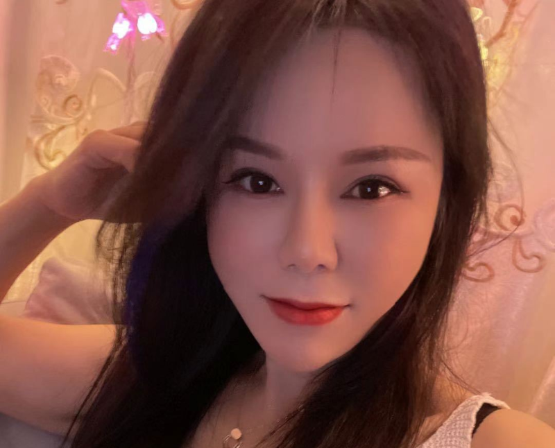 罗湖大奶陆香