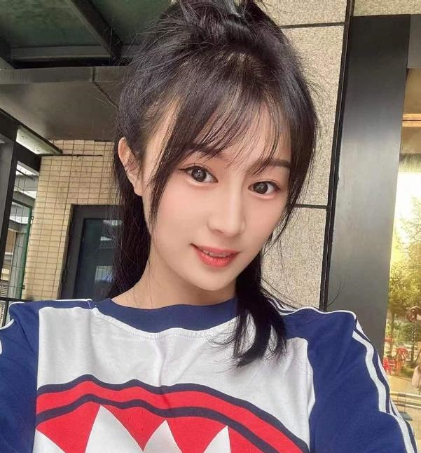 普陀性感小猫咪