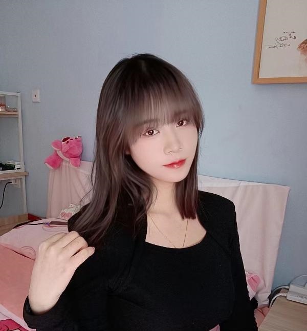 建邺新来川妹纸