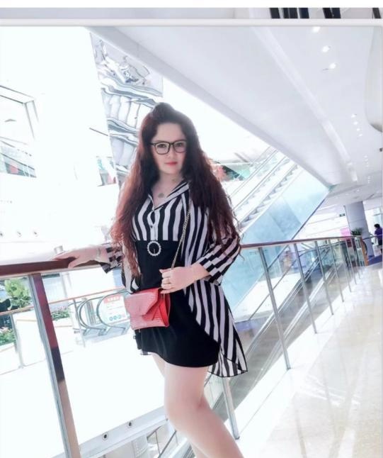 南宁火车站豪乳少妇