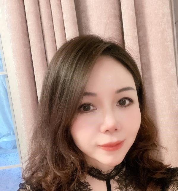 秦淮闷骚型小姐姐