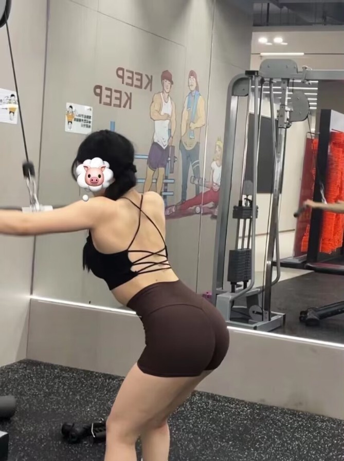 杭州健身妹子贝拉