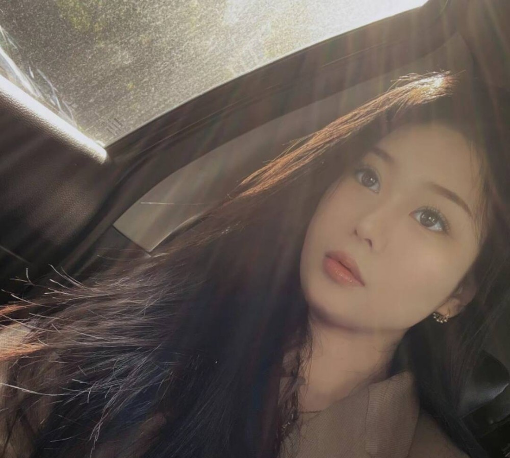 龙湖美女
