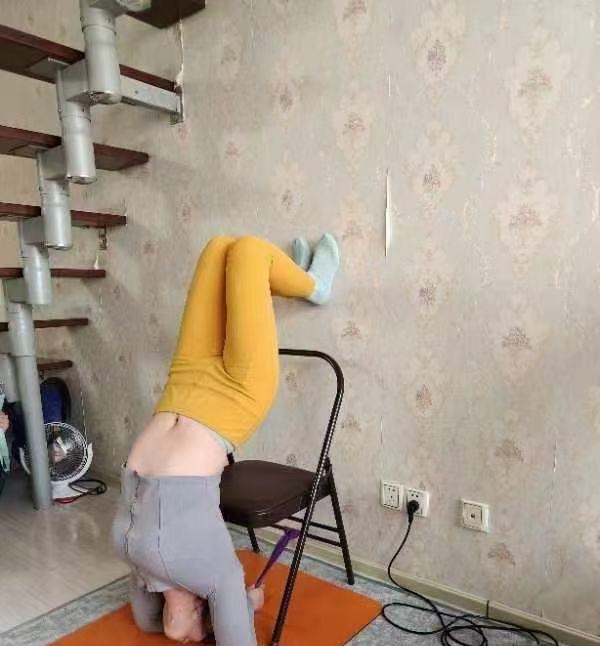 新街口瑜伽女