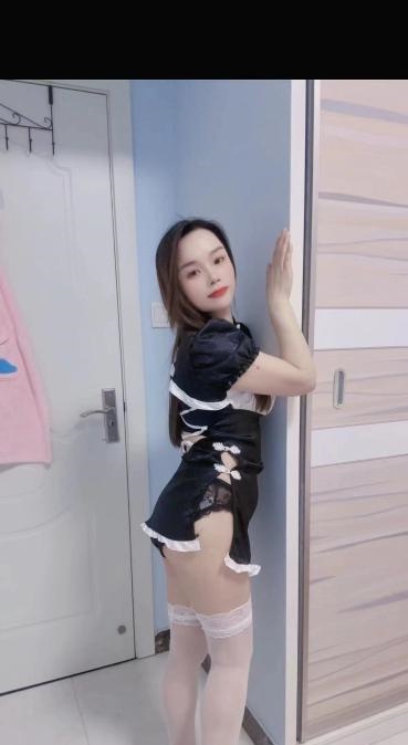 欢乐谷服务系嫂子