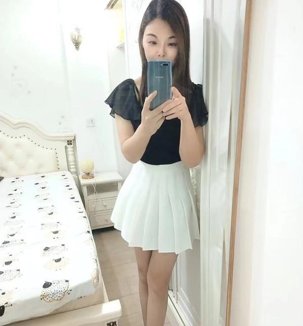 西乡长腿佩佩