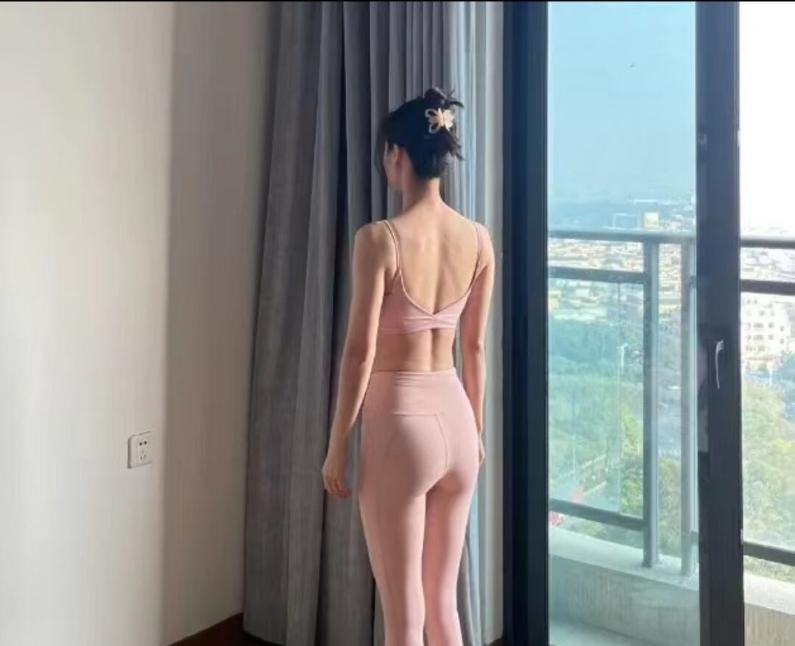 姑苏瑜伽妹妹曼曼