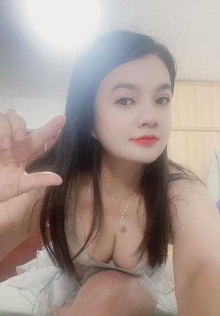 南山大胸熟女