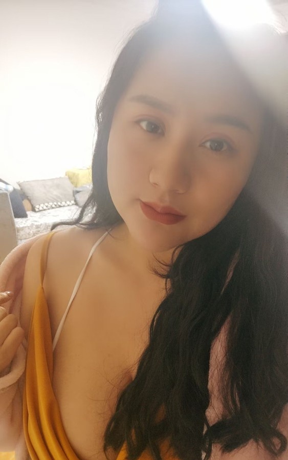 性价比丰满大胸小姐姐
