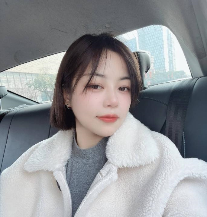虎丘言言小少妇