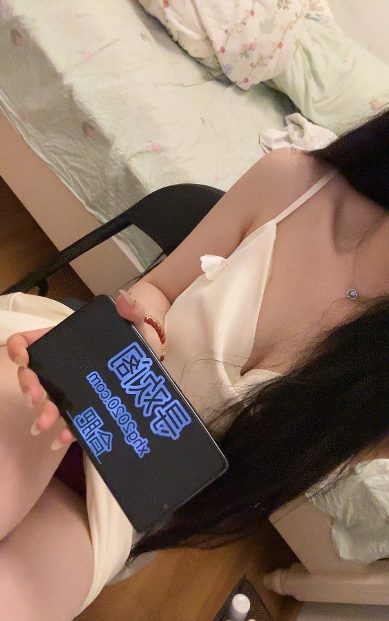 合肥丰腴丝袜妹