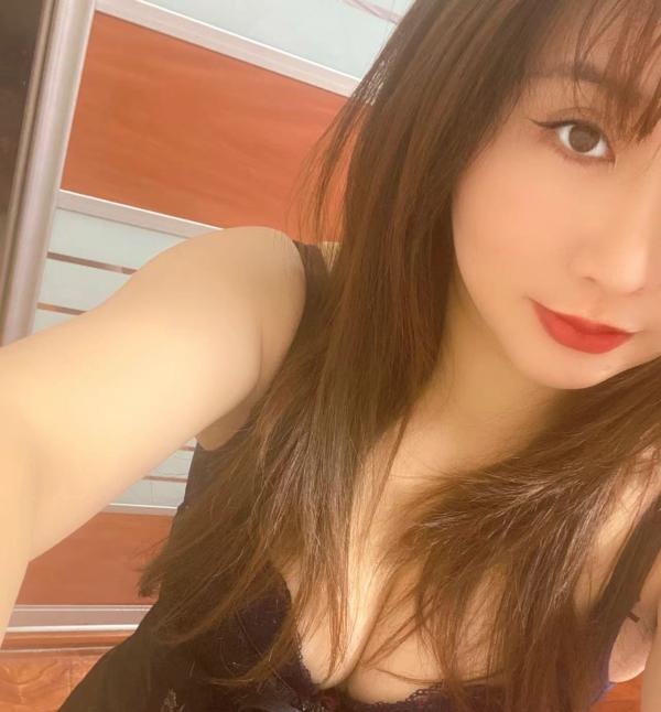 大胸少妇会抓龙筋