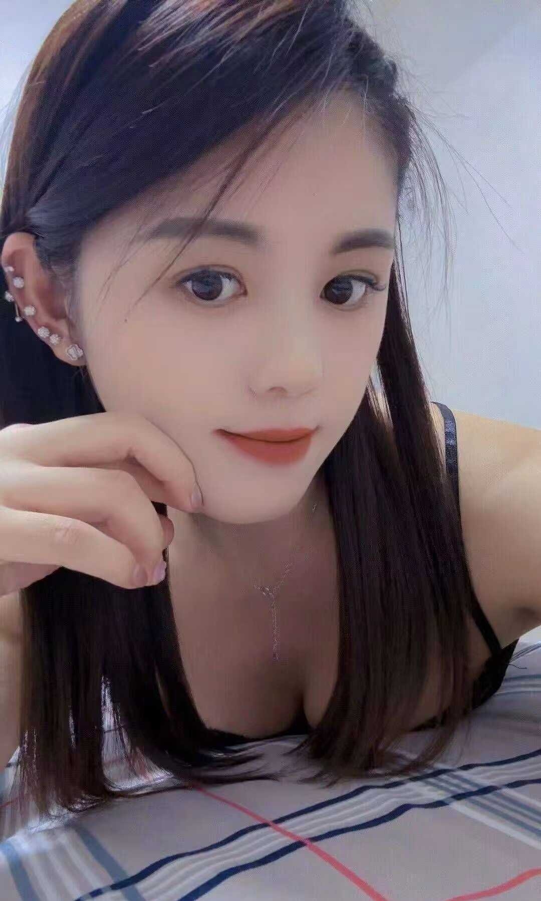 双飞新鲜的姐妹花