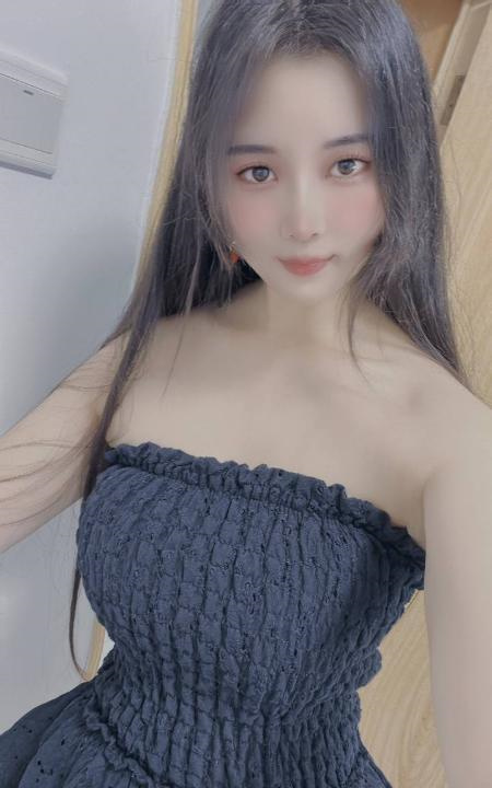 高跟丝袜大臀妹子