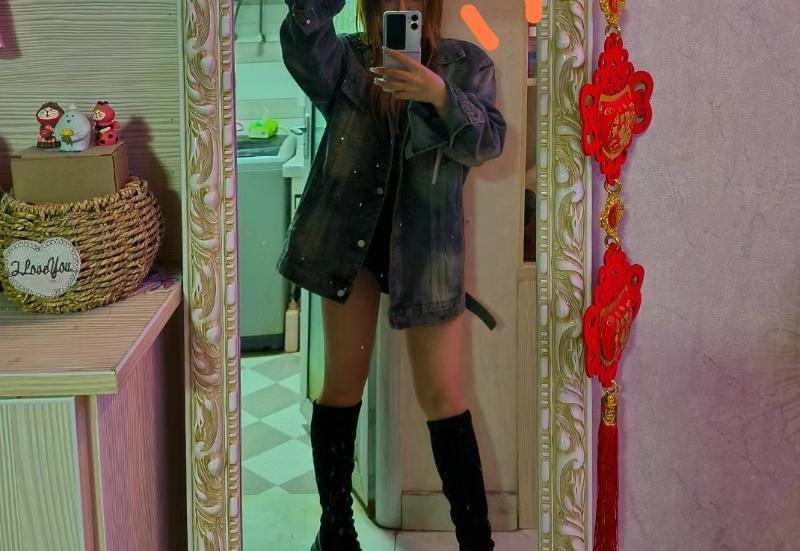 可爱小少妇