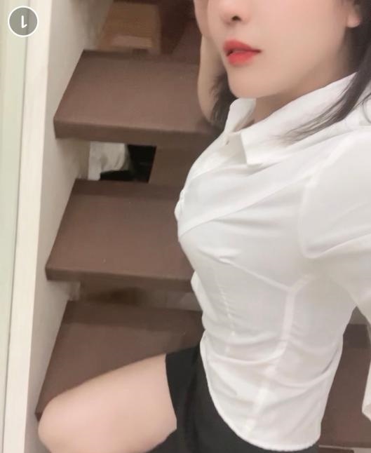 大奶茉莉AV水床