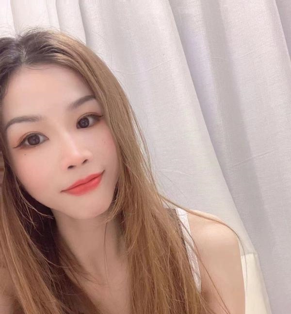 湿吻广西妹朵朵