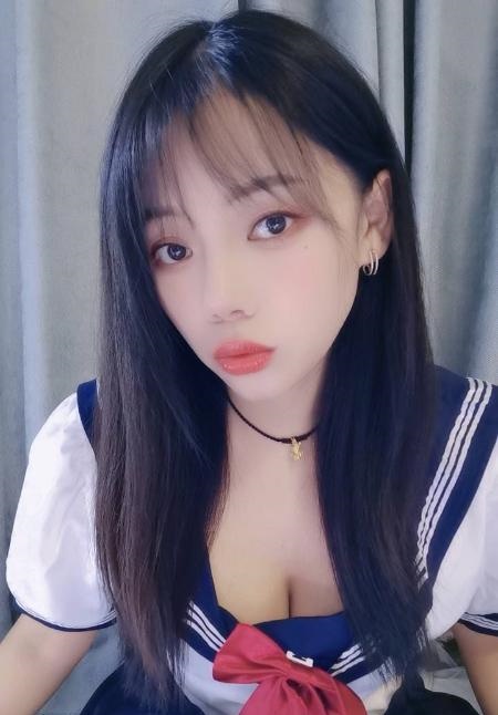 杨家湾美女七月