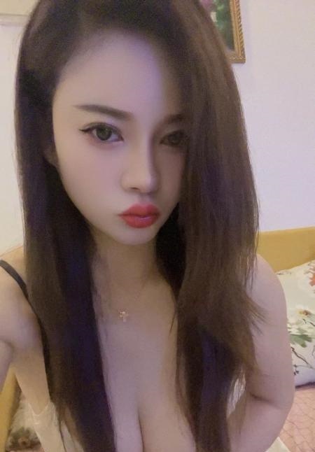 玉龙路服务系小荡妇