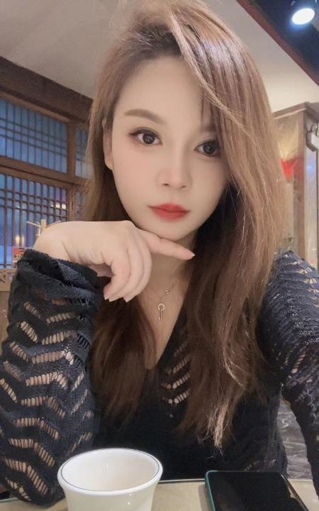 玉龙路服务系小荡妇