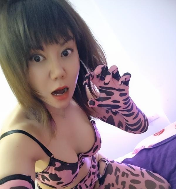 服务王骚女朋友小琳琳
