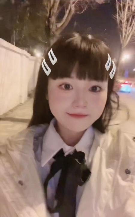 南开中项俏皮妹妹