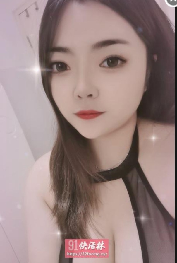 螃蟹岬g奶少妇