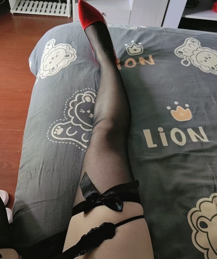 喷水少妇