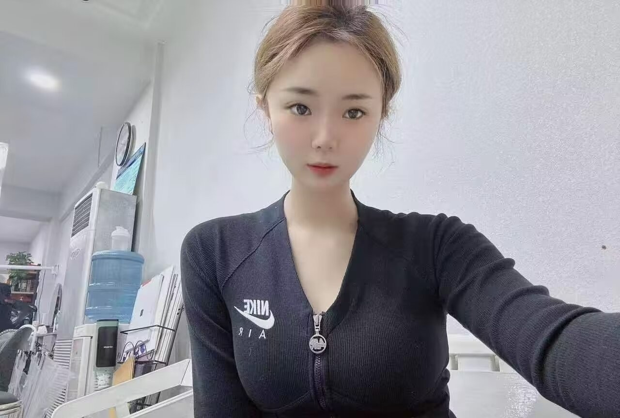 邻家小妮