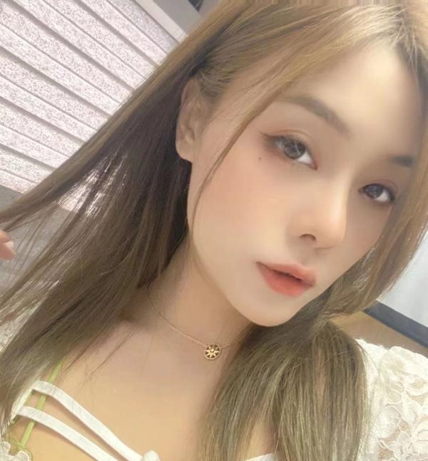 气质美女苏漫