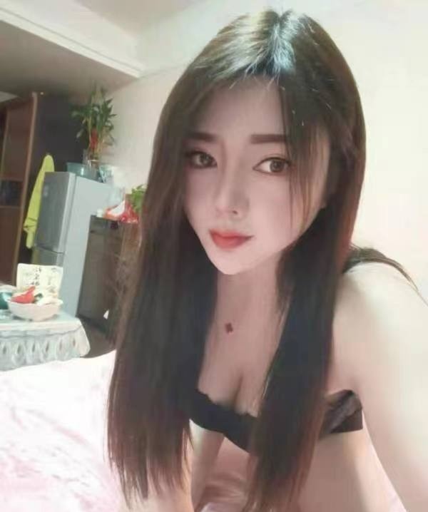 郑州白嫩大胸少妇