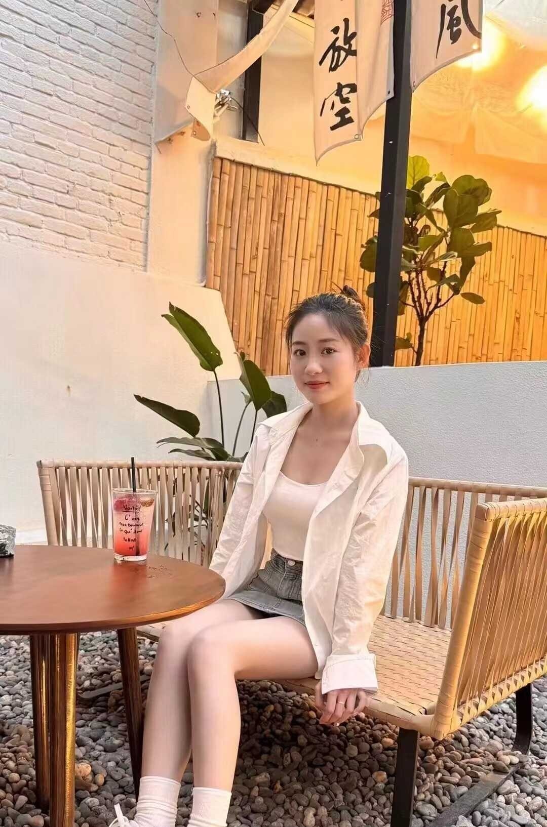 友爱路少妇